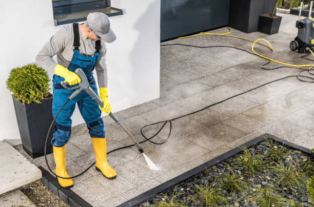 Garage Pressure Washing in Heritage Pines, FL